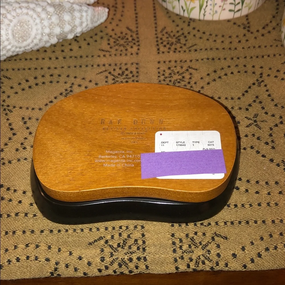 Rae Dunn WASH Black Soap Dish Wood Bottom - Picture 7 of 10